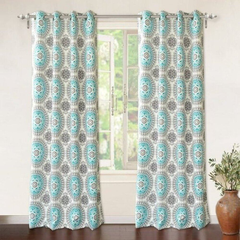 Like NEW 2Pk DriftAway Bella Medallion Curtains